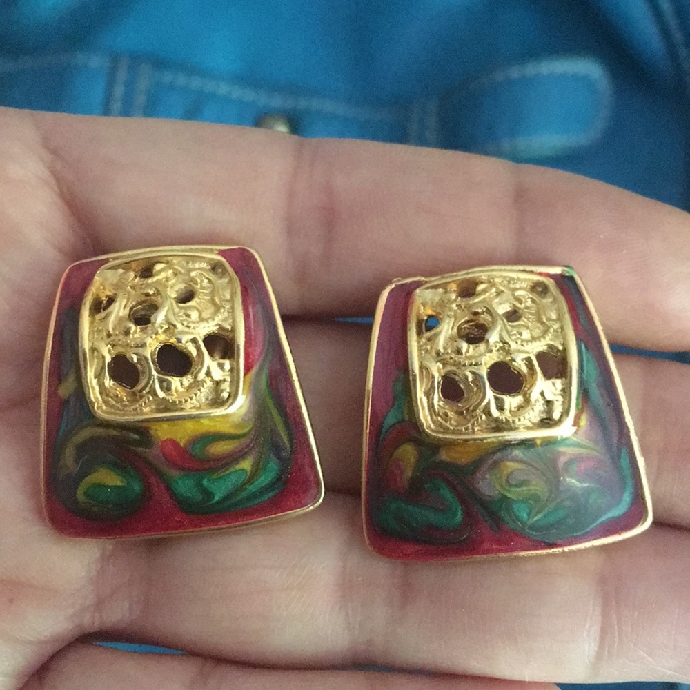 Vintage beautiful earring